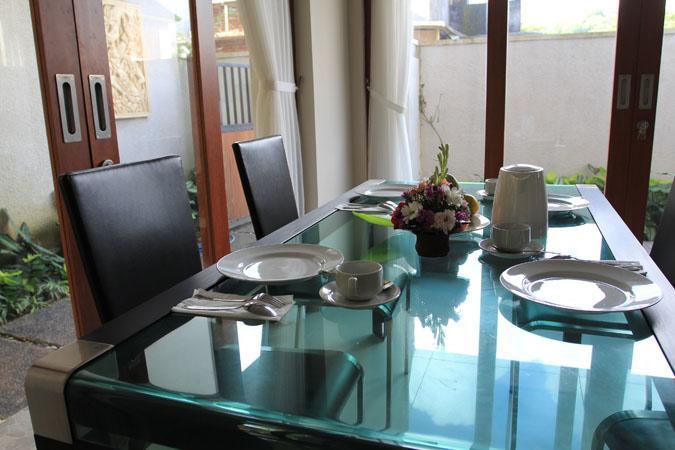 Royal Majesty Villas Kuta  Bagian luar foto