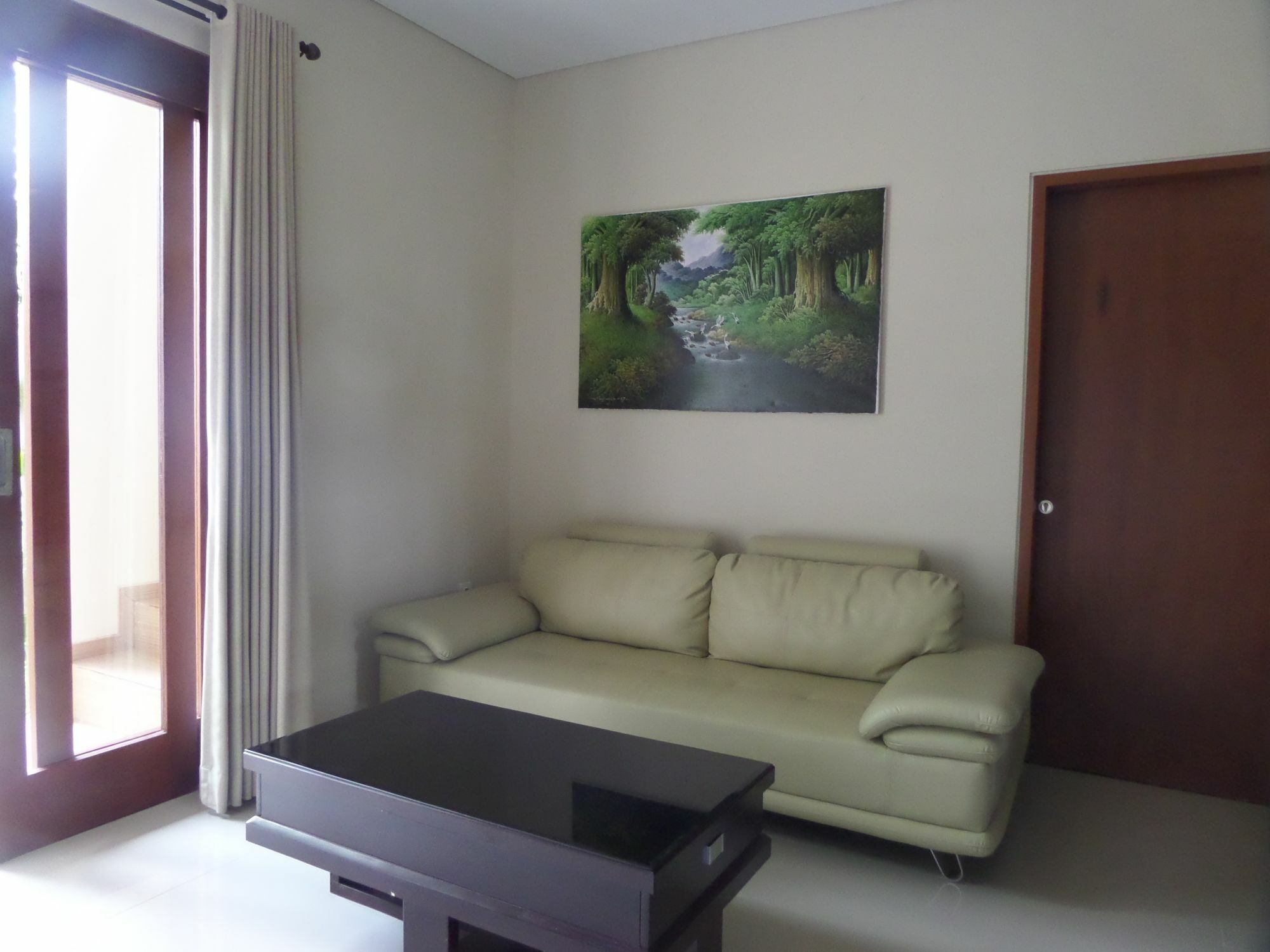 Royal Majesty Villas Kuta  Bagian luar foto